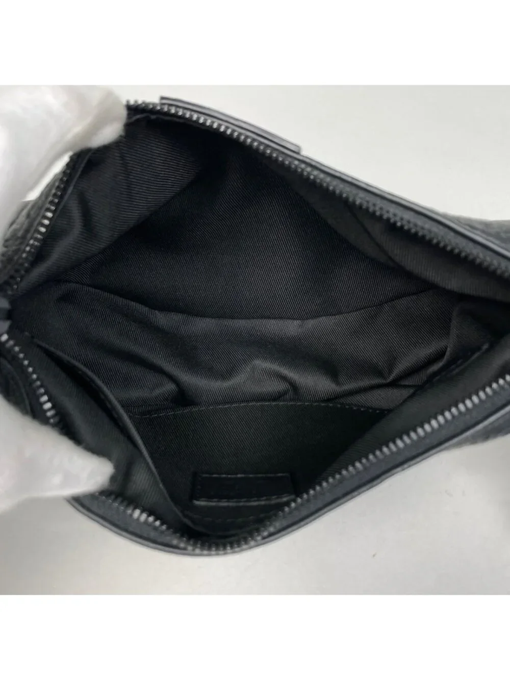 Louis Vuitton Hammock PM Shoulder Bag Monogram Shadow Leather Noir